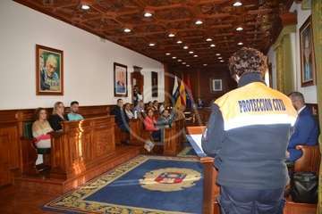 Protección Civil de Telde pone voz al rechazo plenario a la lacra machista (Foto TA)